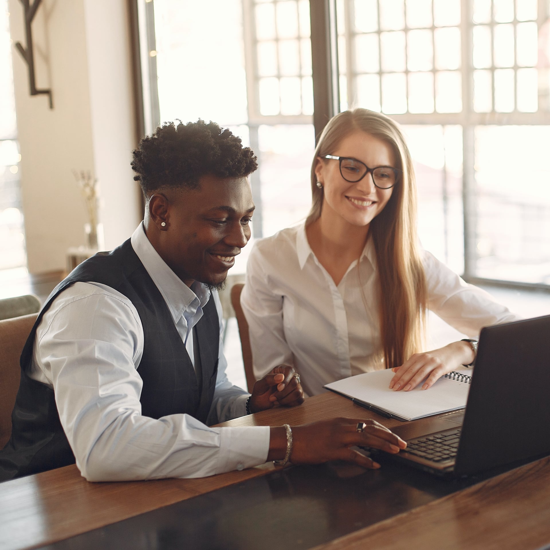 I-Span Consulting offers professional website development, website design, website maintenance, website management and social media management.